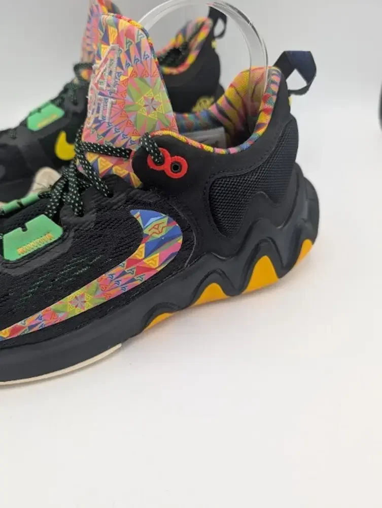 Nike Giannis Immortality 2‎ Electric Algae Youth Size 7y US DQ1943-002 Rainbow
